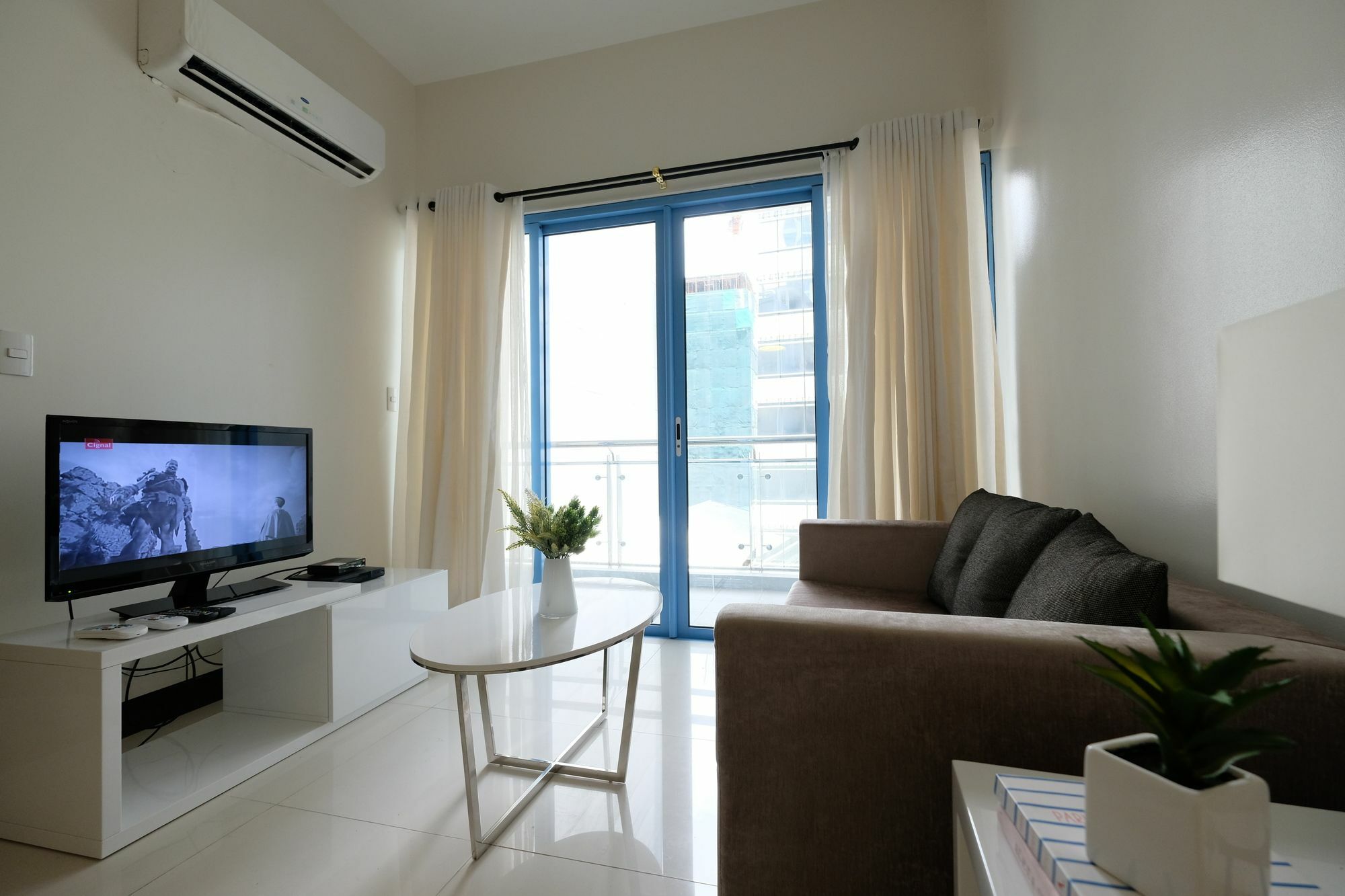 Csuites At Two Central Residences Makati City Exteriör bild