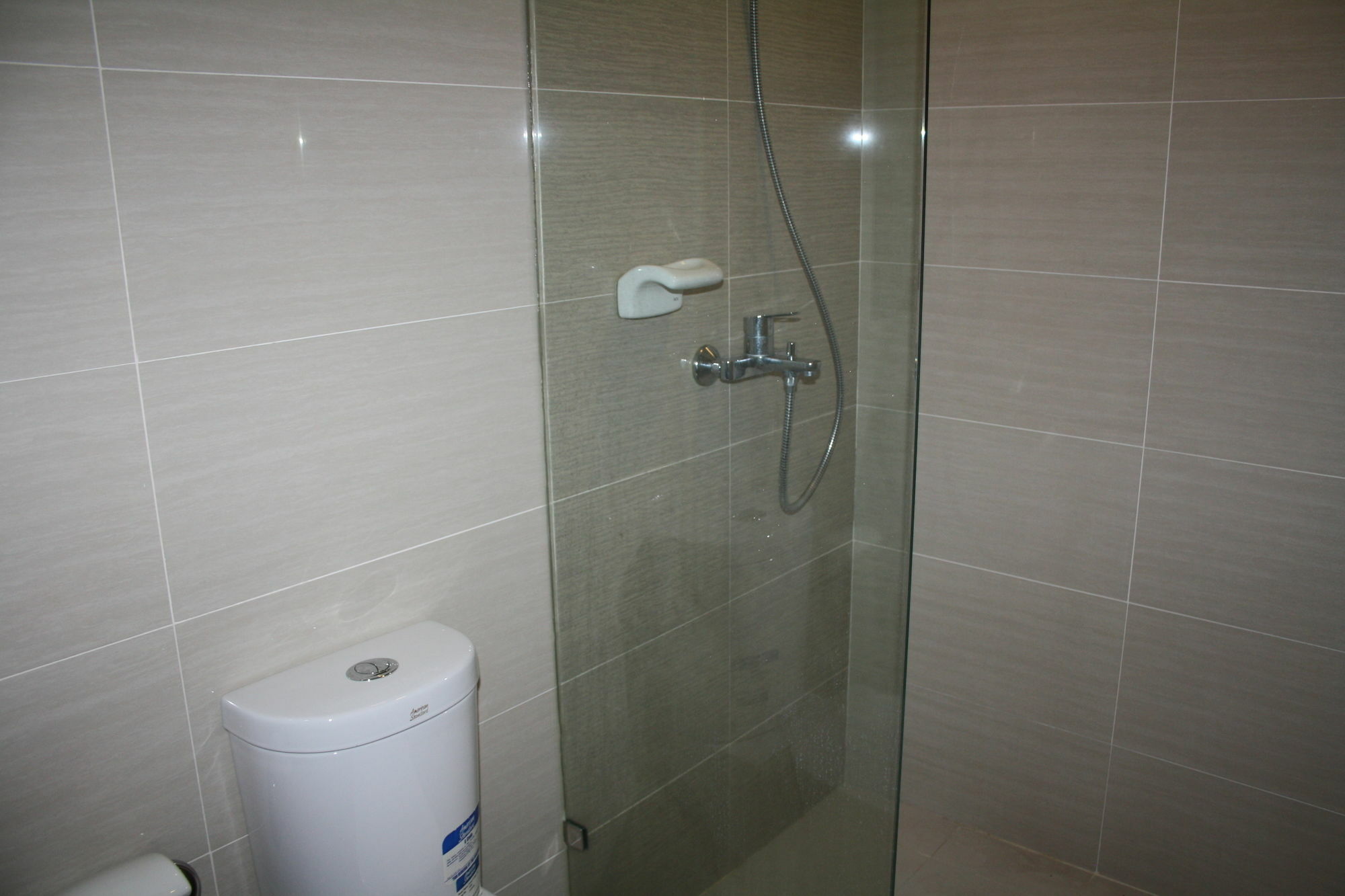 Csuites At Two Central Residences Makati City Exteriör bild