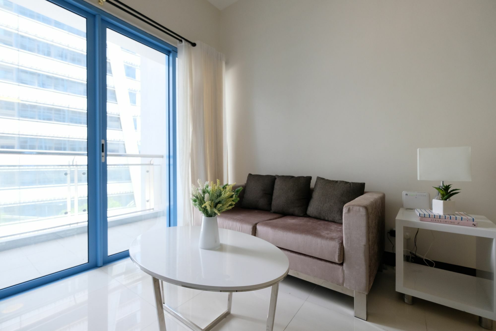 Csuites At Two Central Residences Makati City Exteriör bild